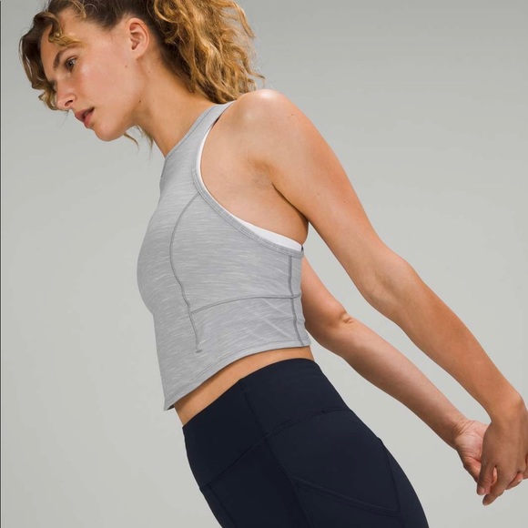 🤍Lululemon Power Thru Tank - Heathered Rhino Grey - Size US 8 🤍 - Picture 9 of 9